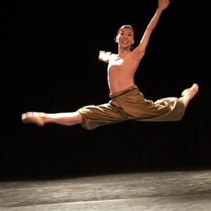 Yu Takayama in Jo Funaki's Tobila.  Photo: Sergey Pevnev.